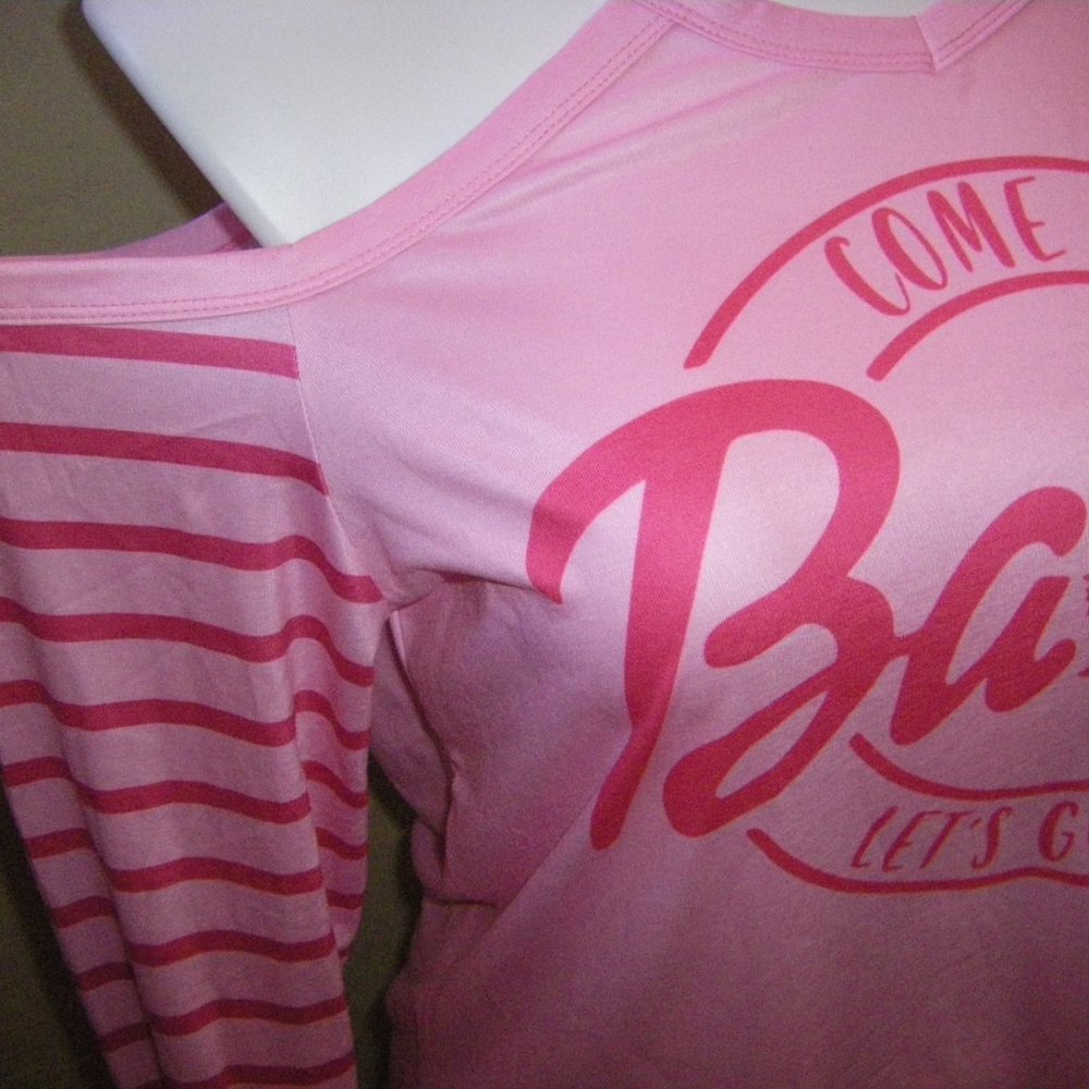 Barbie Come On Let's Go Party Pink Cold Shoulder Knit Top & Earrings Womens Size - Picture 12 of 14